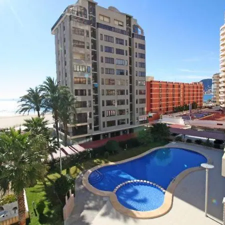 Sleeps 3 With Pool Air Con And Wifi Apartment